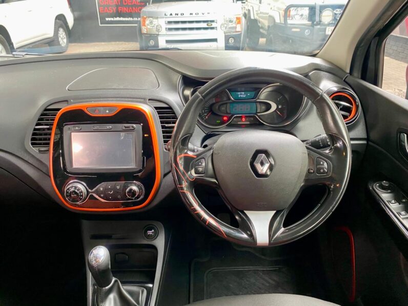 2016 Renault Captur 1.5 DCi Dynamique Sunset Ltd Edt Black