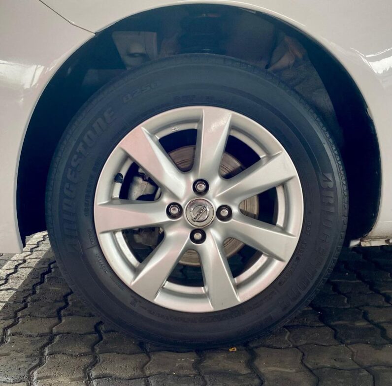 2014 Nissan Almera 1.5 Acenta At White