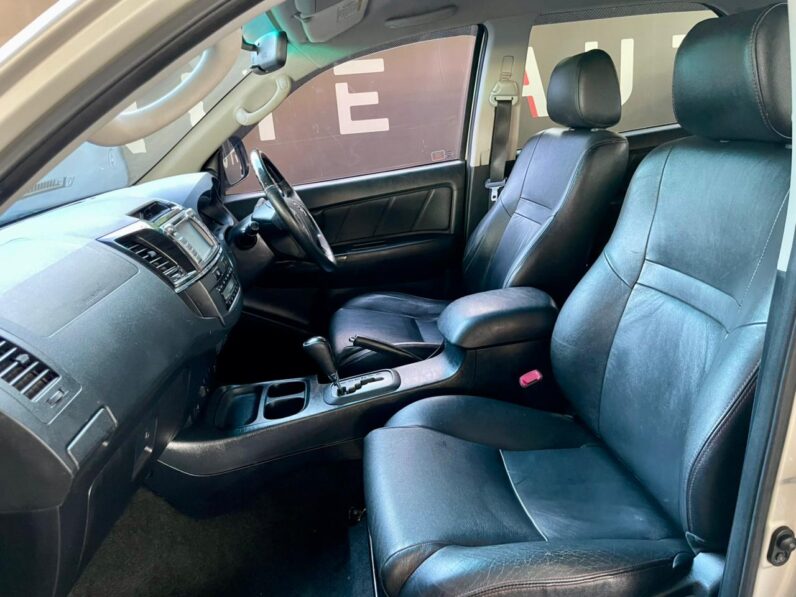 2015 Toyota Fortuner 3.0 D-4D Rb Limited Edition At Gold