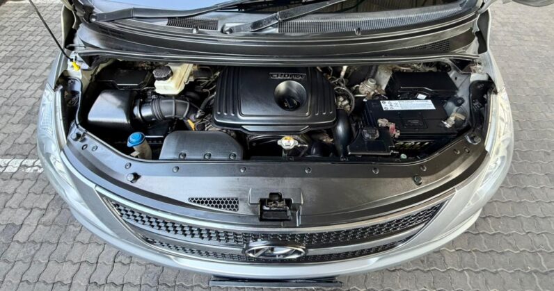 2014 Hyundai H1 2.5 Vgti 9-Seater Bus At Silver