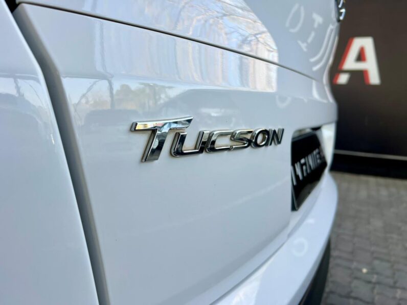 2016 Hyundai Tucson 2.0 Premium At White
