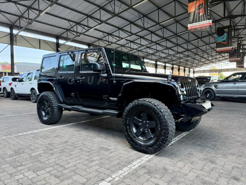 2015 Jeep Wrangler Unlimited 3.6 V6 Polar Edition At Black