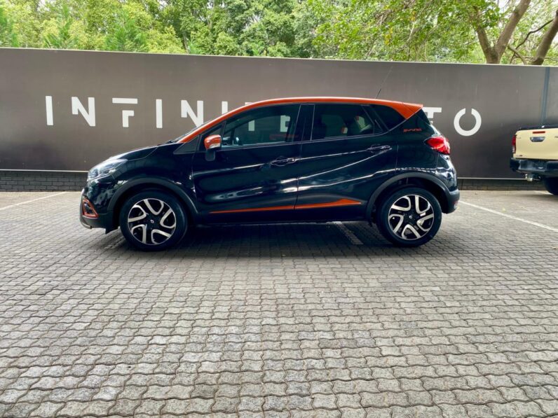 2016 Renault Captur 1.5 DCi Dynamique Sunset Ltd Edt Black