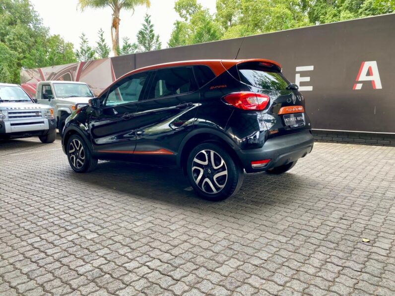 2016 Renault Captur 1.5 DCi Dynamique Sunset Ltd Edt Black