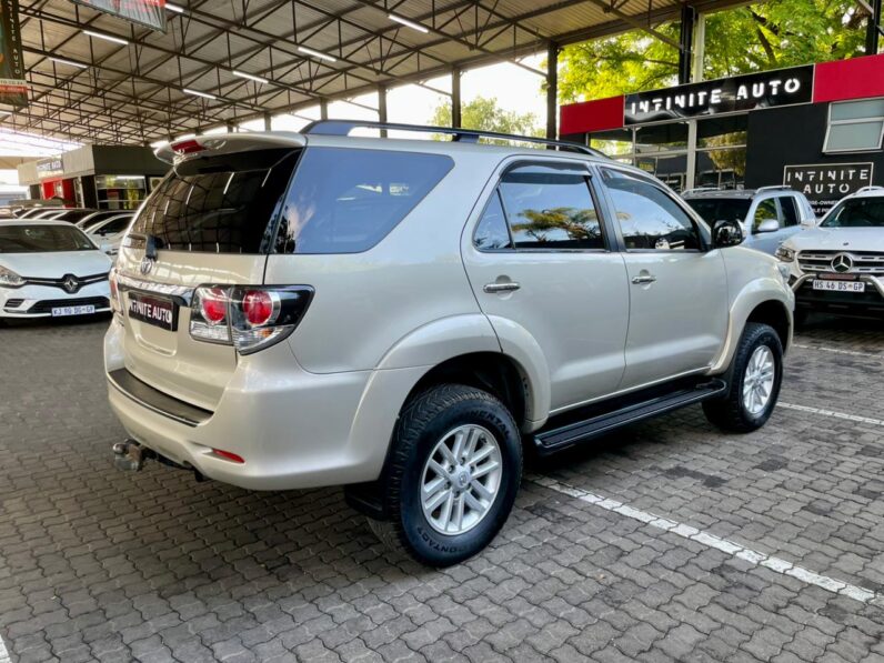 2015 Toyota Fortuner 3.0 D-4D Rb Limited Edition At Gold