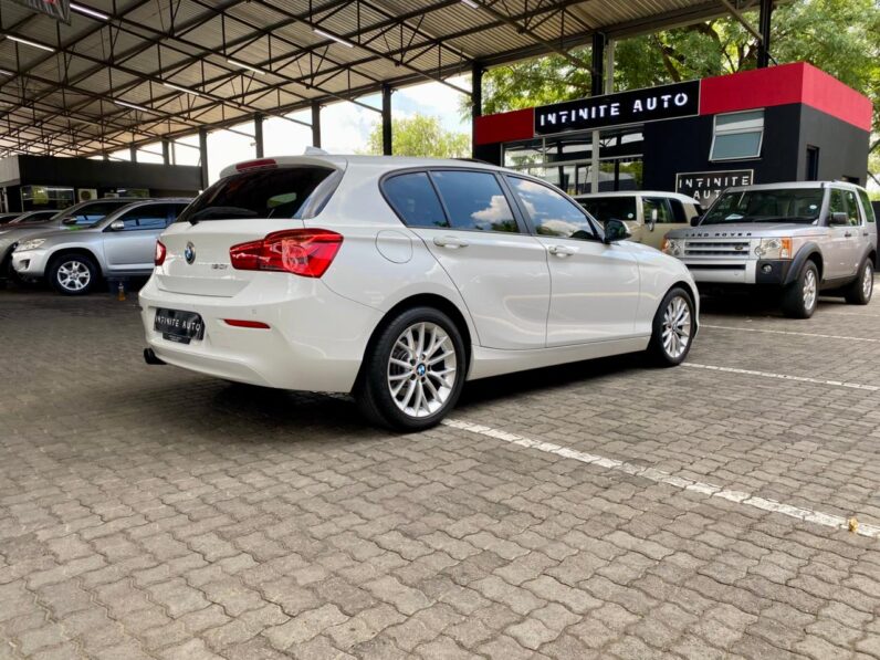 2015 BMW 1 Series 5-Door Facelift 120i Steptronic White