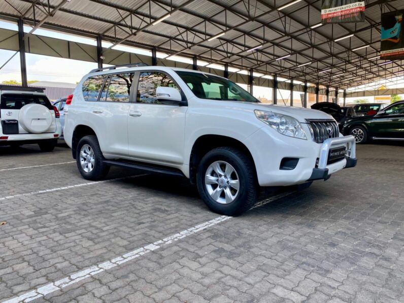 2011 Toyota Prado 3.0DT Tx At White