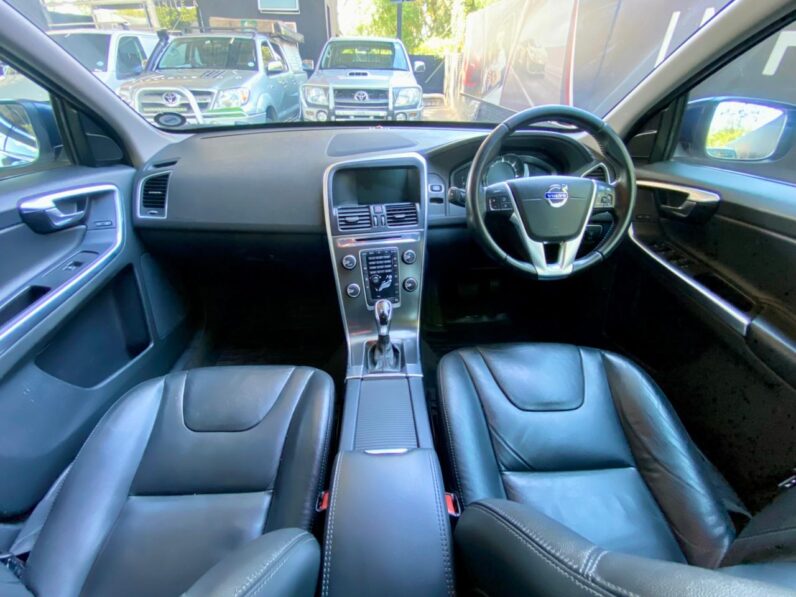2014 Volvo Xc60 D4 Elite Geartronic Blue