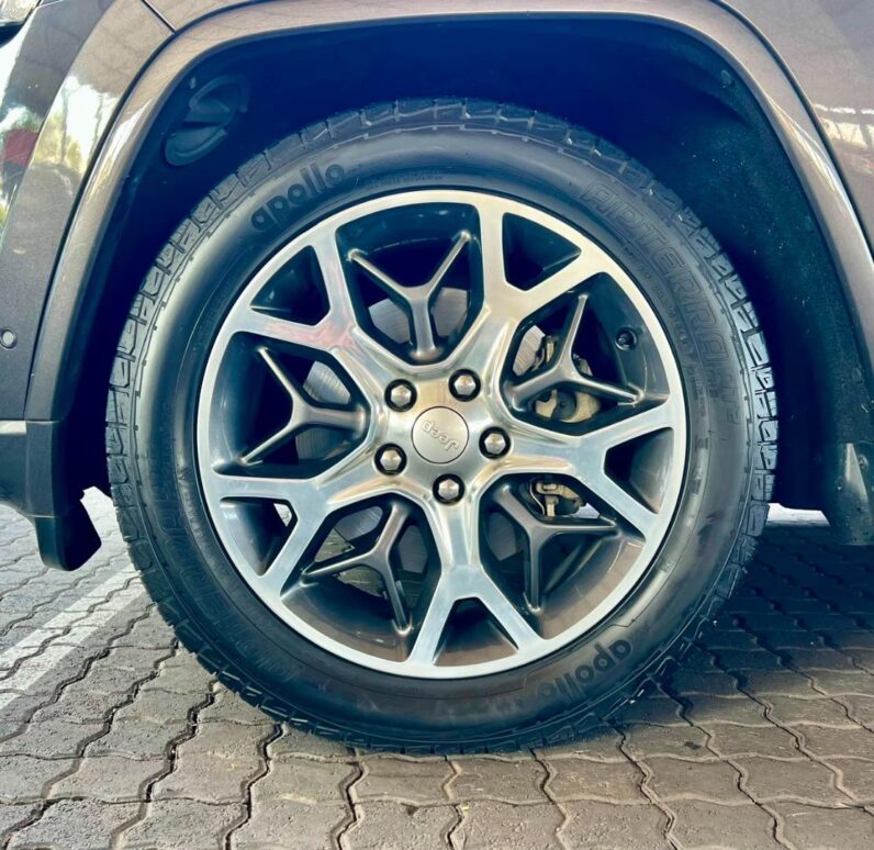 2020 Jeep Grand Cherokee 3.6 Overland At Grey
