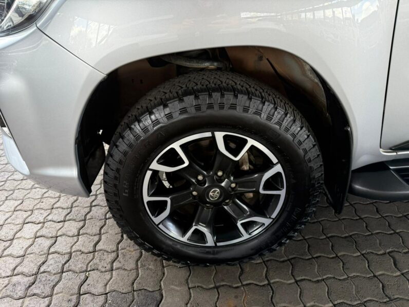 2019 Toyota Hilux MY19.6 2.8 Gd-6 D/cab 4X4 Legend 50 At Silver