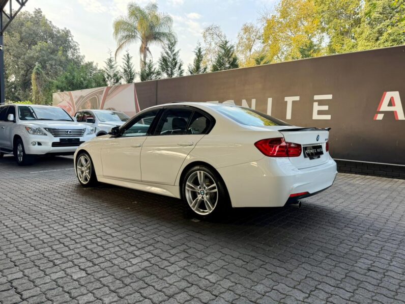 2013 BMW 3 Series Sedan 320i M Sport Line White