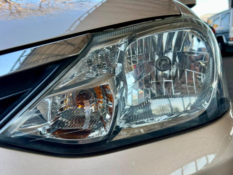 2017 Toyota Etios 1.5 Xs 5-Door Gold