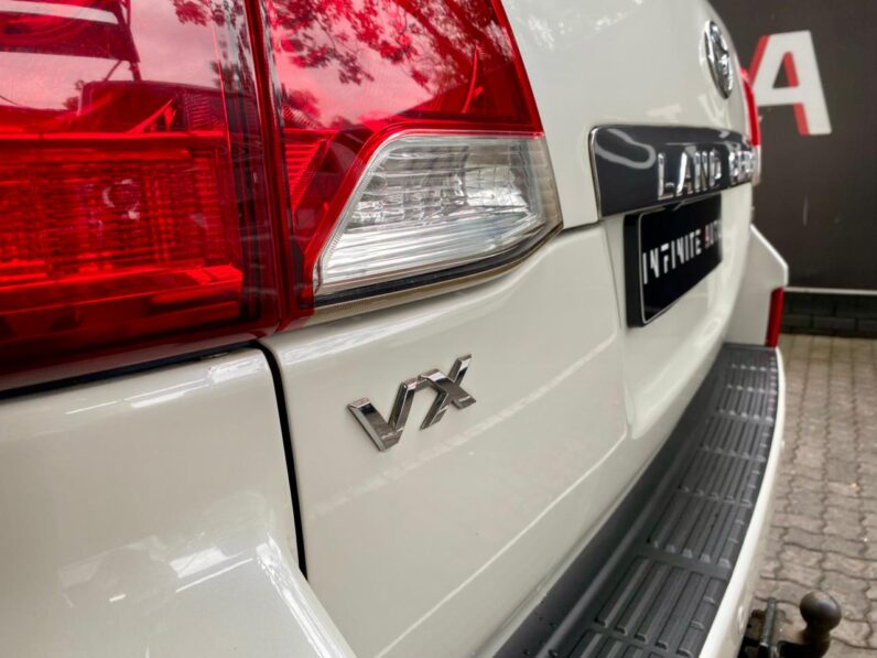 2014 Toyota Land Cruiser 200 4.6 V8 Vx At White