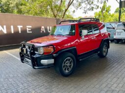 2011 Toyota Fj Cruiser 4.0 V6 4X4 At Red