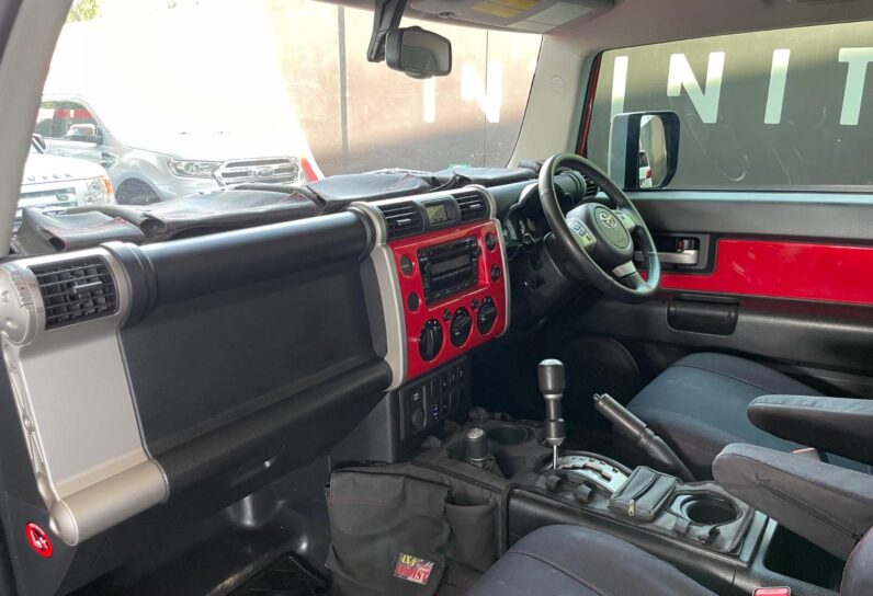2011 Toyota Fj Cruiser 4.0 V6 4X4 At Red