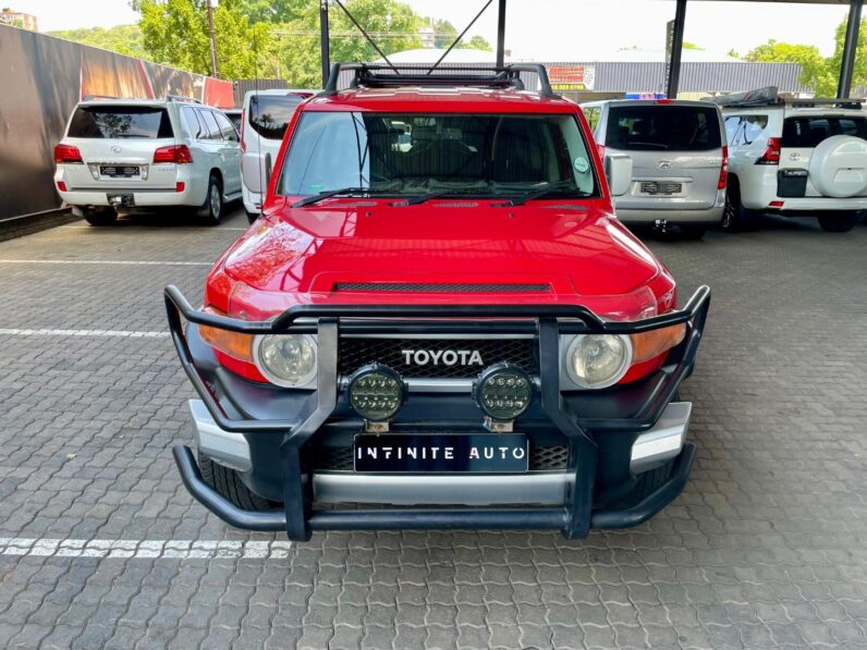 2011 Toyota Fj Cruiser 4.0 V6 4X4 At Red
