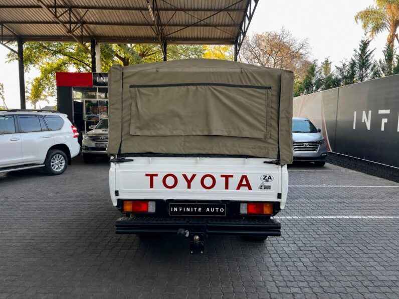 2022 Toyota Land Cruiser 79 4.2D Pick-Up White