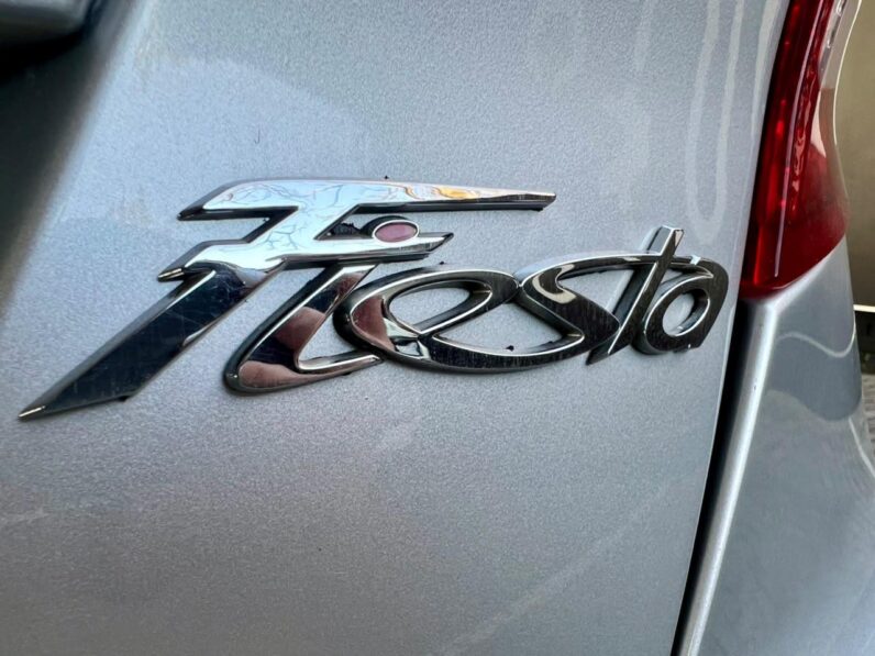 2011 Ford Fiesta 1.6 Tdci Ambiente 5-Door Ac Silver