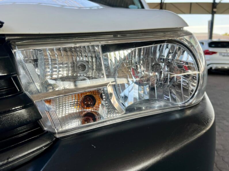 2023 Toyota Hilux My23 2.4 Gd S Ac White