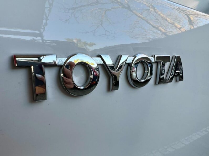 2023 Toyota Hilux My23 2.4 Gd S Ac White