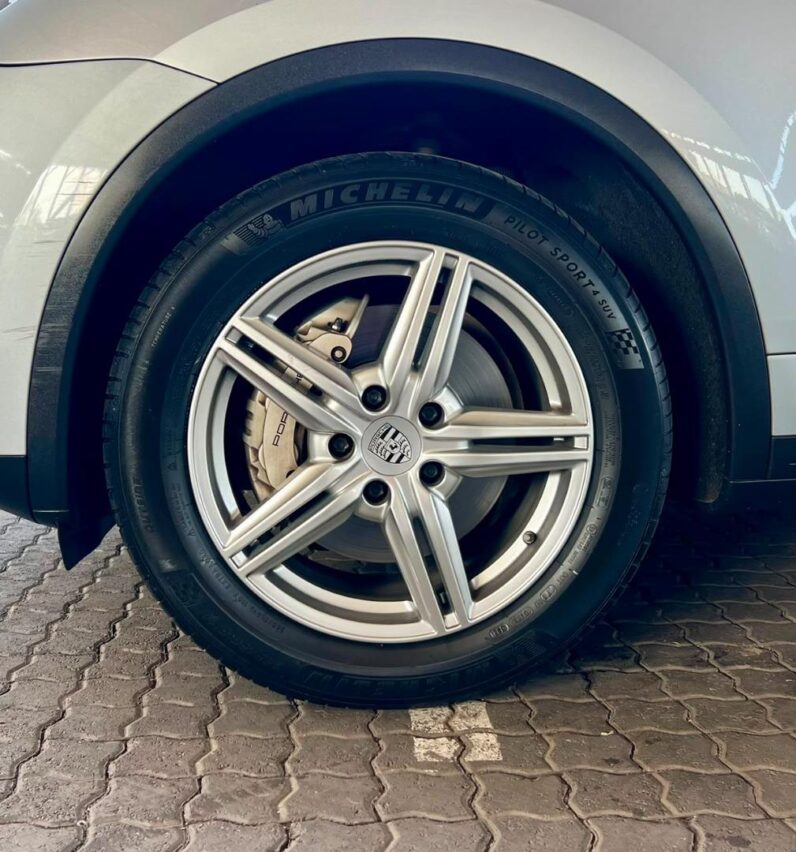 2015 Porsche Cayenne 4.8 S Tiptronic Silver