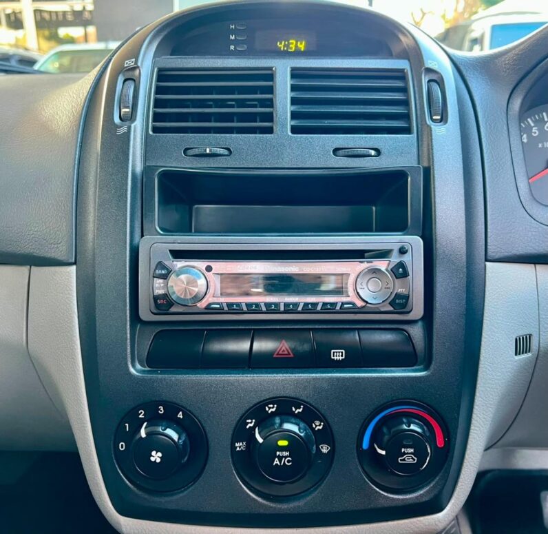 2005 Kia Cerato 1.6 Lx 5-Door At Silver