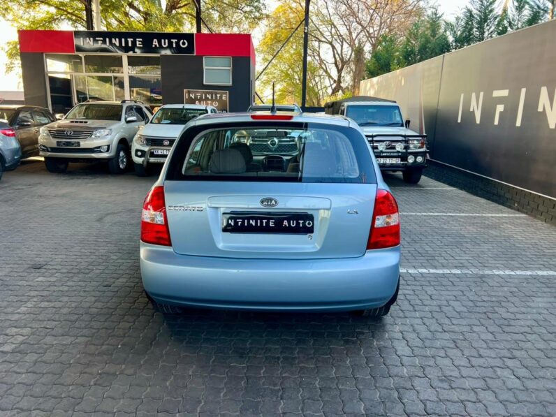 2005 Kia Cerato 1.6 Lx 5-Door At Silver