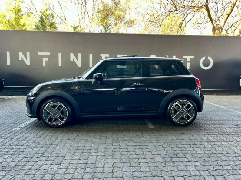 2021 MINI Cooper Se My22 3-Door Hatch Black