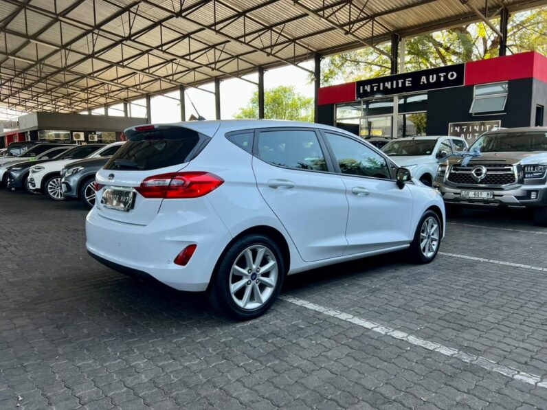 2018 Ford Fiesta 1.0 Ecoboost Trend 6MT White