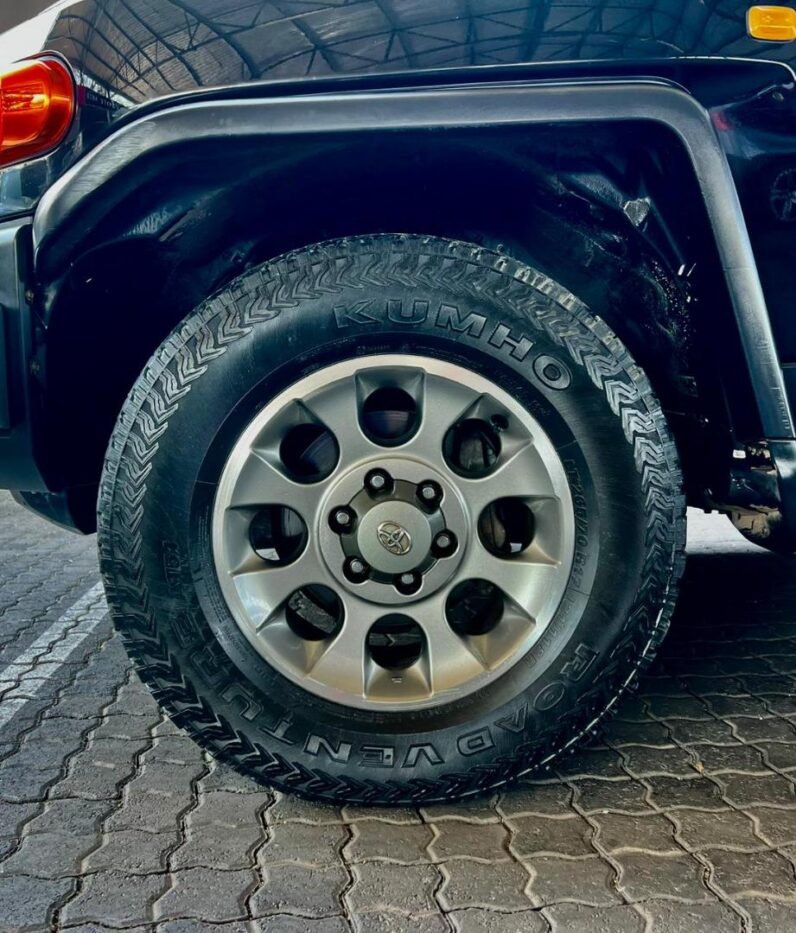 2011 Toyota Fj Cruiser 4.0 V6 4X4 Sport Cruiser At Black
