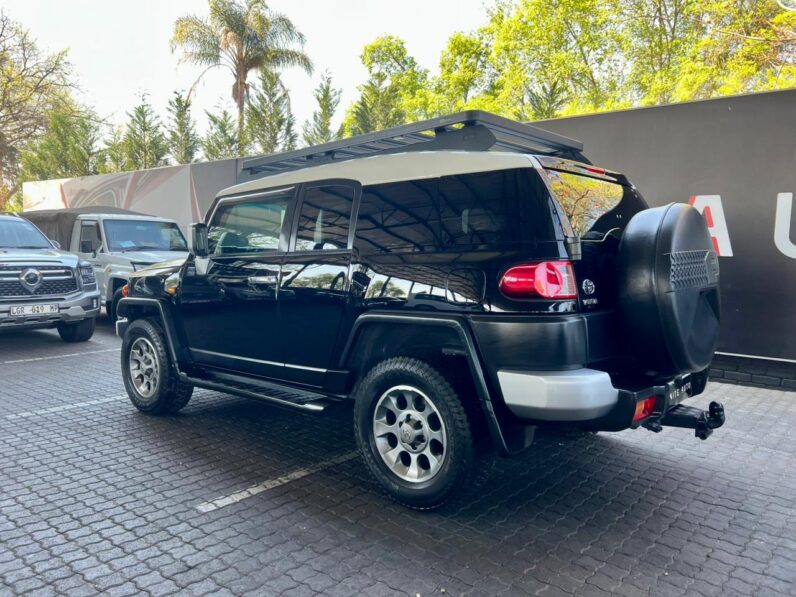 2011 Toyota Fj Cruiser 4.0 V6 4X4 Sport Cruiser At Black