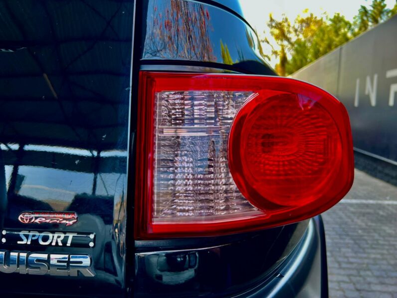 2011 Toyota Fj Cruiser 4.0 V6 4X4 Sport Cruiser At Black