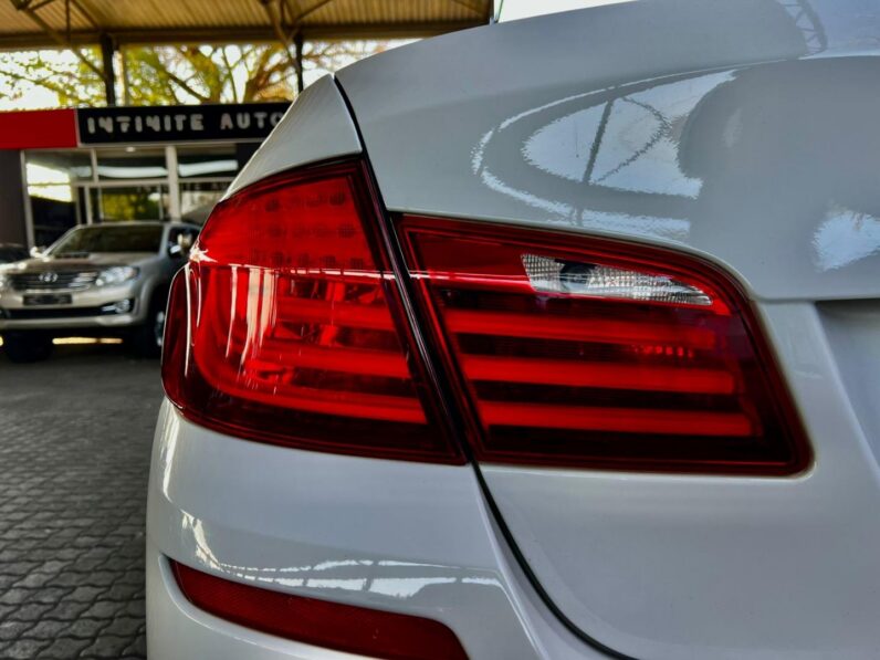 2011 BMW 5 Series Sedan 535d M Sport Steptronic White