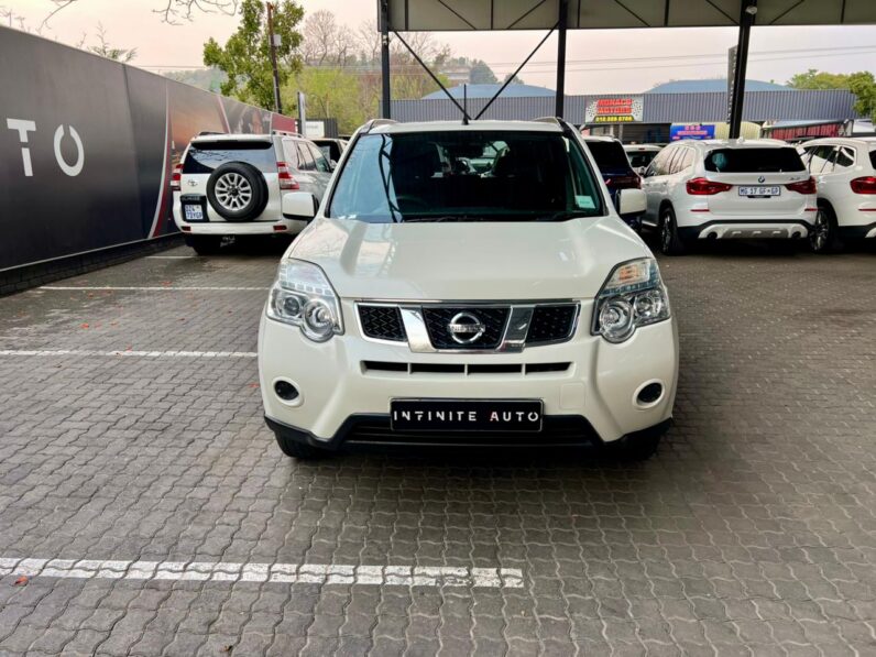 2013 Nissan X-Trail 2.0 4X2 Xe White