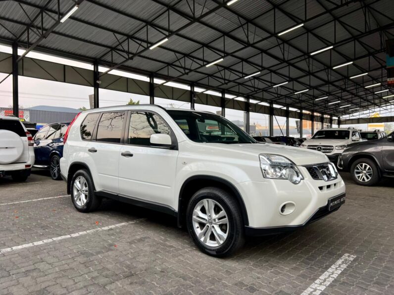 2013 Nissan X-Trail 2.0 4X2 Xe White