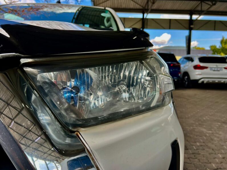 2021 Toyota Hilux MY21.9 2.4 Gd-6 Rb Raider At White