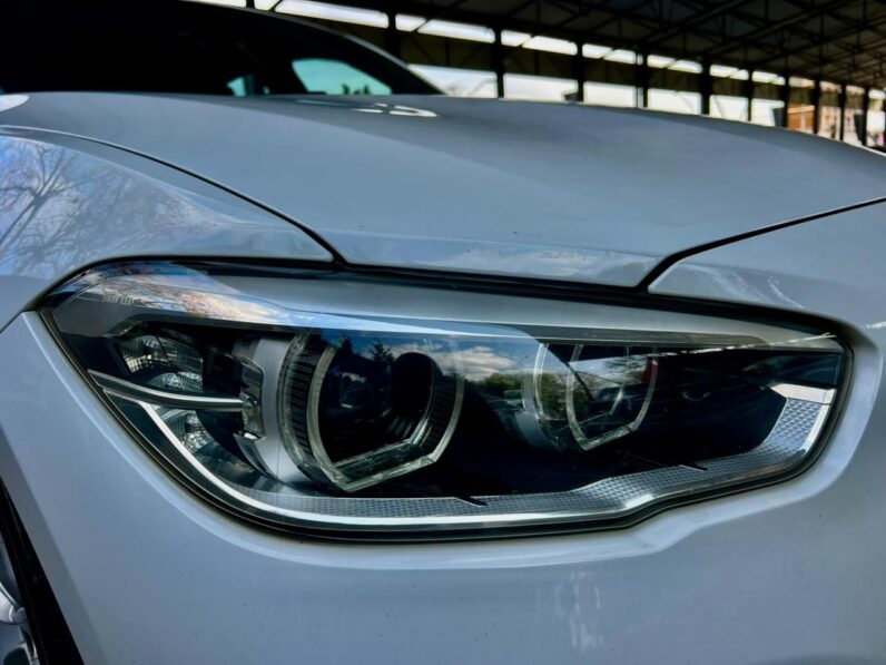 2017 BMW 1 Series 5-Door Facelift 120i M Sport Steptronic White
