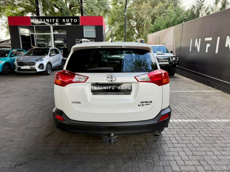 2014 Toyota Rav4 2.2 D Vx 4X4 At White
