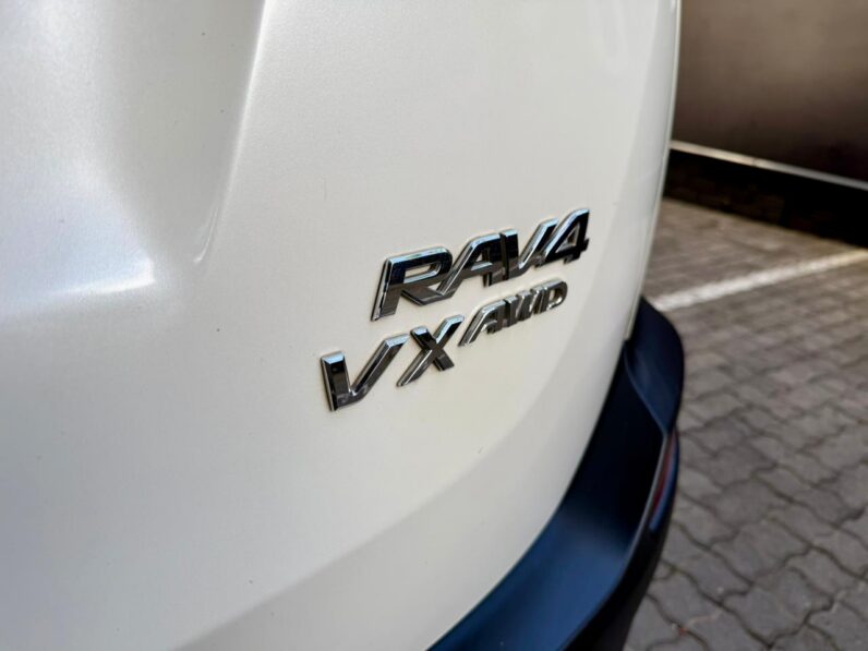 2014 Toyota Rav4 2.2 D Vx 4X4 At White
