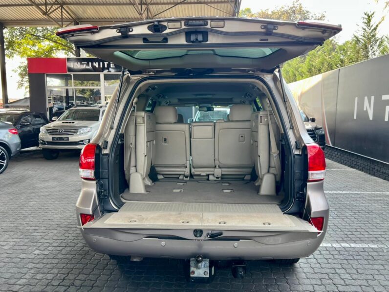 2007 Toyota Land Cruiser 200 4.5 D-4D Vx At Gold