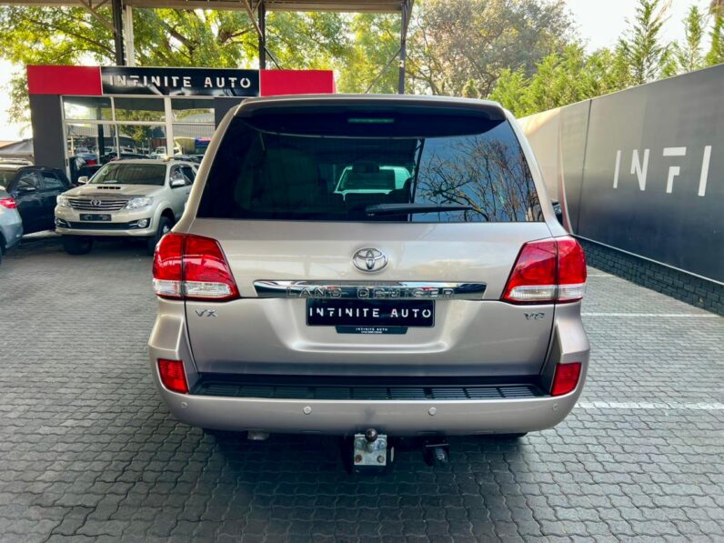 2007 Toyota Land Cruiser 200 4.5 D-4D Vx At Gold