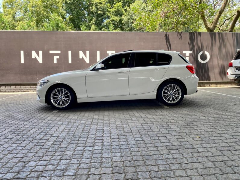 2015 BMW 1 Series 5-Door Facelift 120i Steptronic White