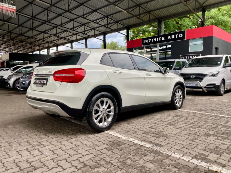 2014 Mercedes Benz Gla Gla 200 Cdi 7G-Dct White