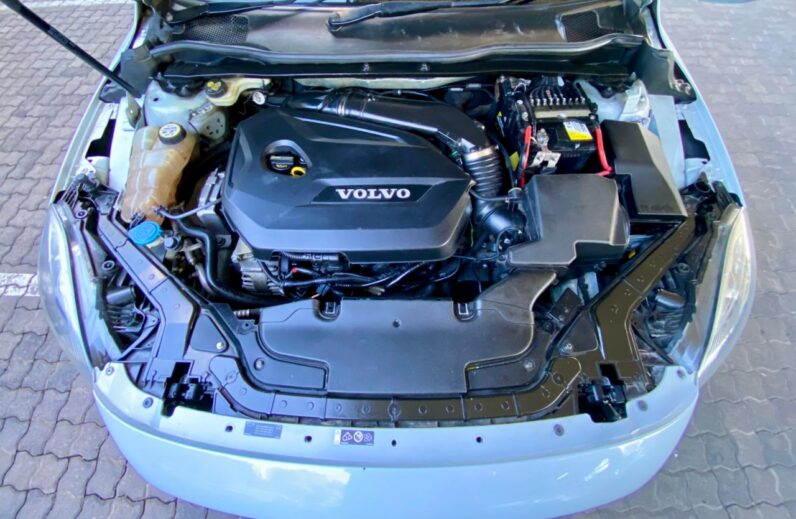 2013 Volvo V40 T4 Elite Powershift White
