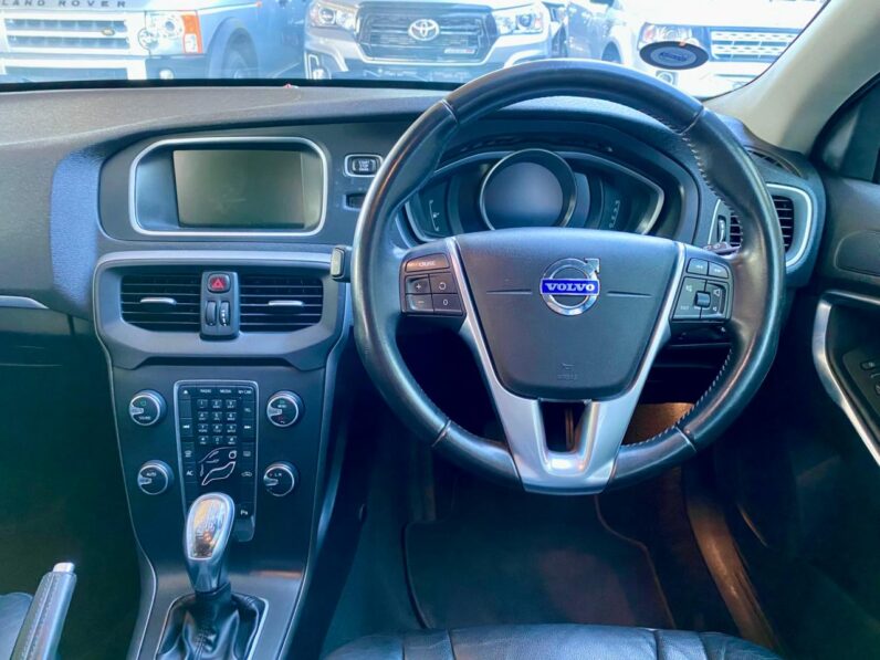 2013 Volvo V40 T4 Elite Powershift White