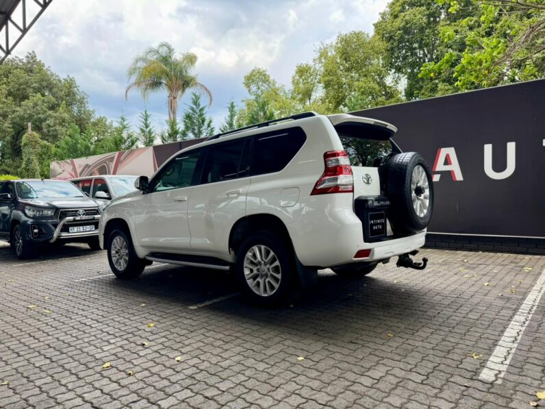 2014 Toyota Prado 4.0 V6 Vx At White