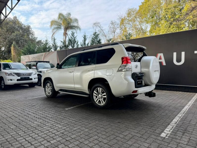 2013 Toyota Land Cruiser Prado 4.0 V6 Sunroof At White
