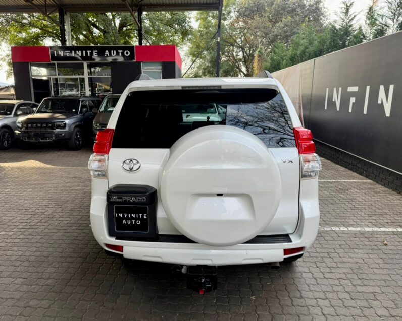 2013 Toyota Land Cruiser Prado 4.0 V6 Sunroof At White