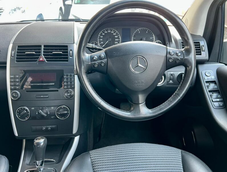 2006 Mercedes Benz A-Class A 180 Cdi Elegance Autotronic Gold