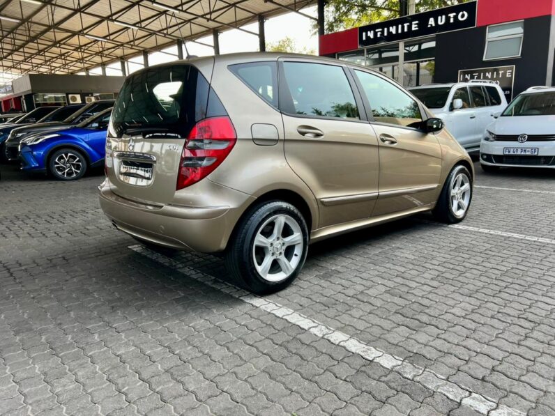 2006 Mercedes Benz A-Class A 180 Cdi Elegance Autotronic Gold